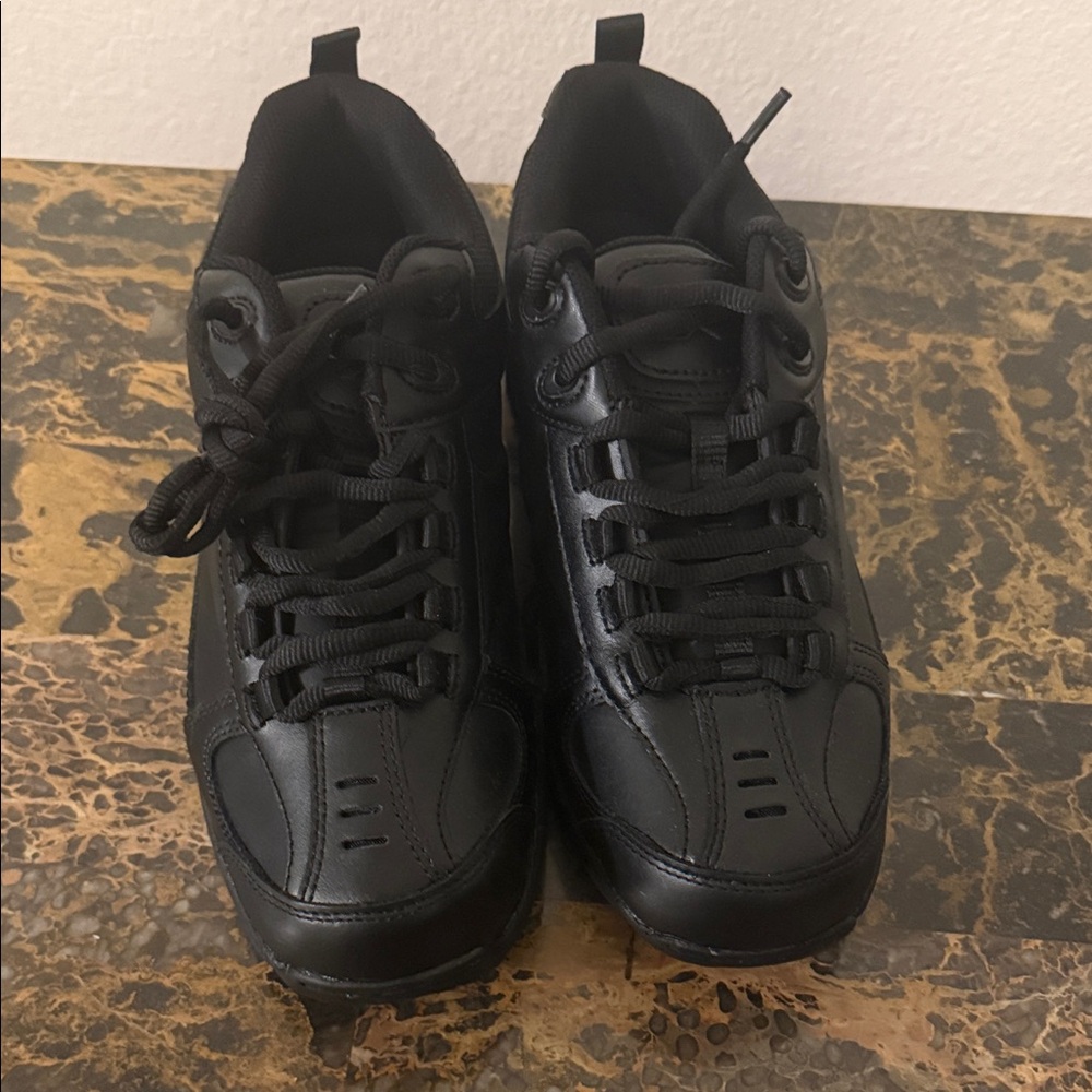 Reebok Men's Black Athletic Shoes